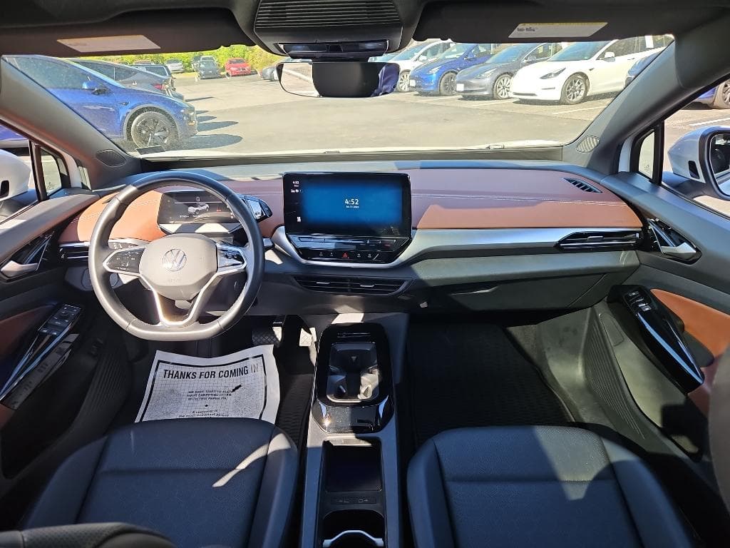 2021 Volkswagen ID.4 view 14