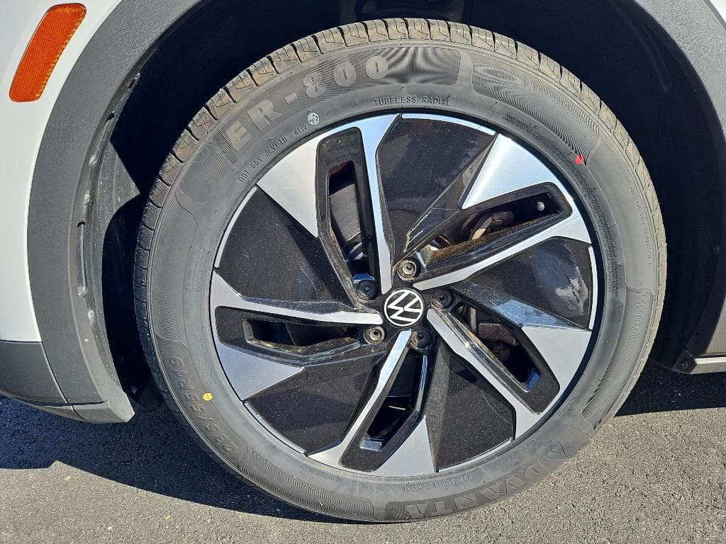 2021 Volkswagen ID.4 view 23