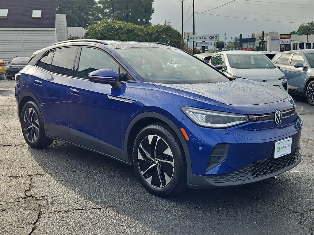 2021 Volkswagen ID.4 view 4