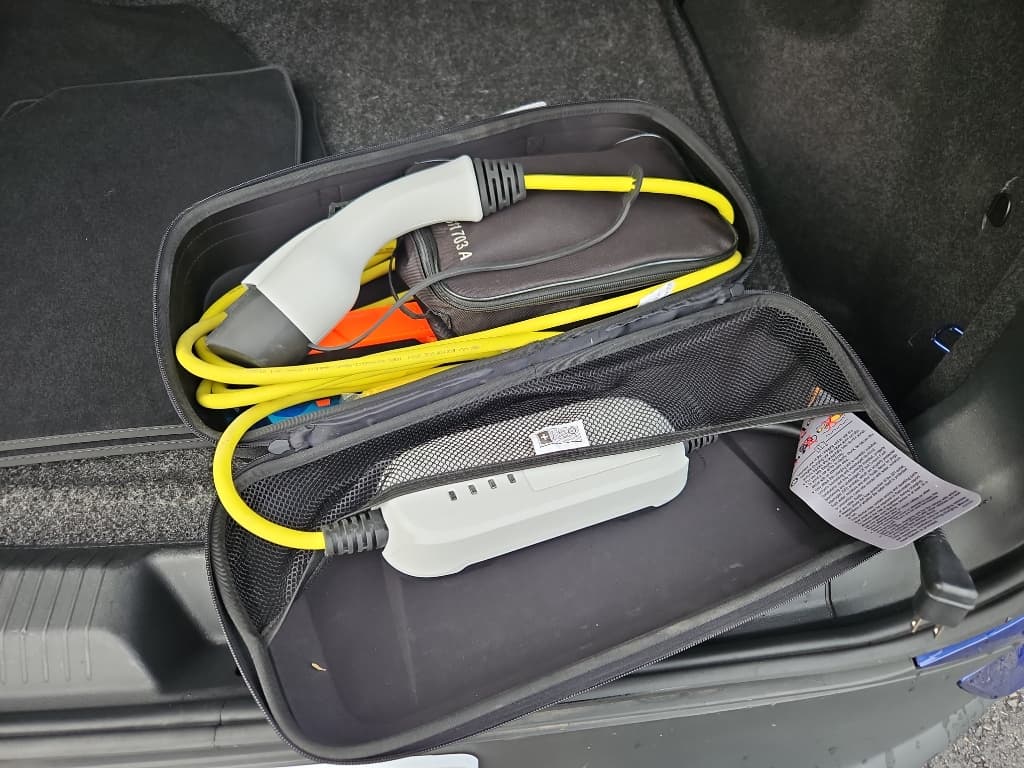 2021 Volkswagen ID.4 view 6