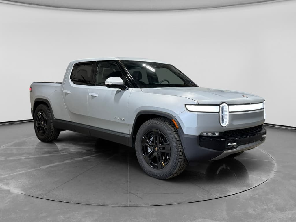 2024 Rivian R1T view 4