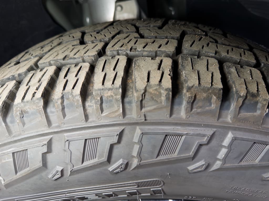 2024 Rivian R1T view 42