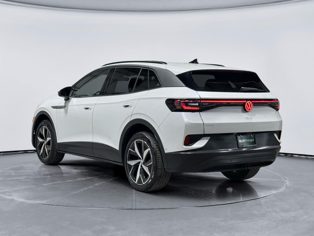2023 Volkswagen ID.4 view 2