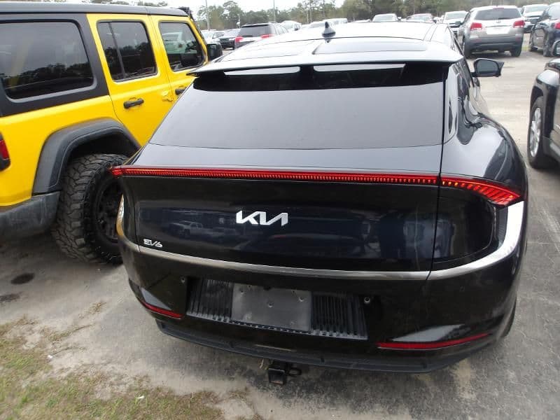 2022 Kia EV6 view 5
