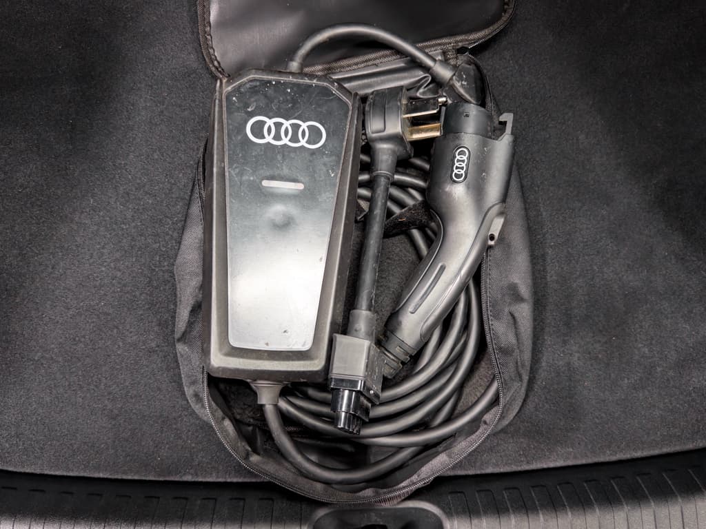 2025 Audi Q6 e-tron view 5