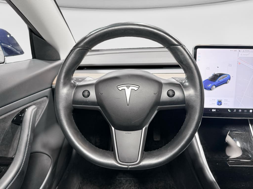 2018 Tesla Model 3 view 7