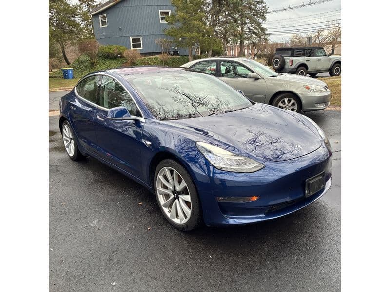 2018 Tesla Model 3 view 2