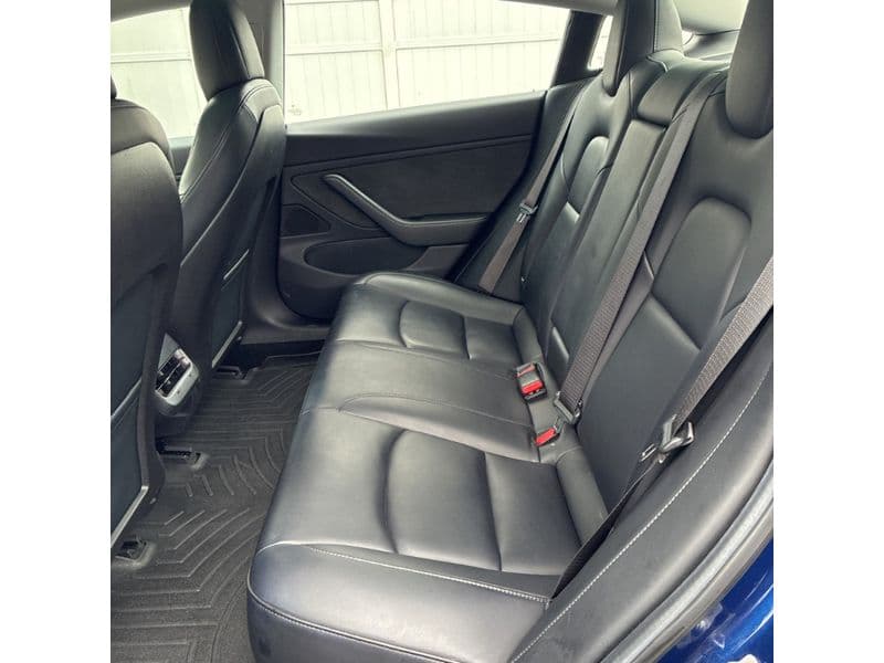 2018 Tesla Model 3 view 6