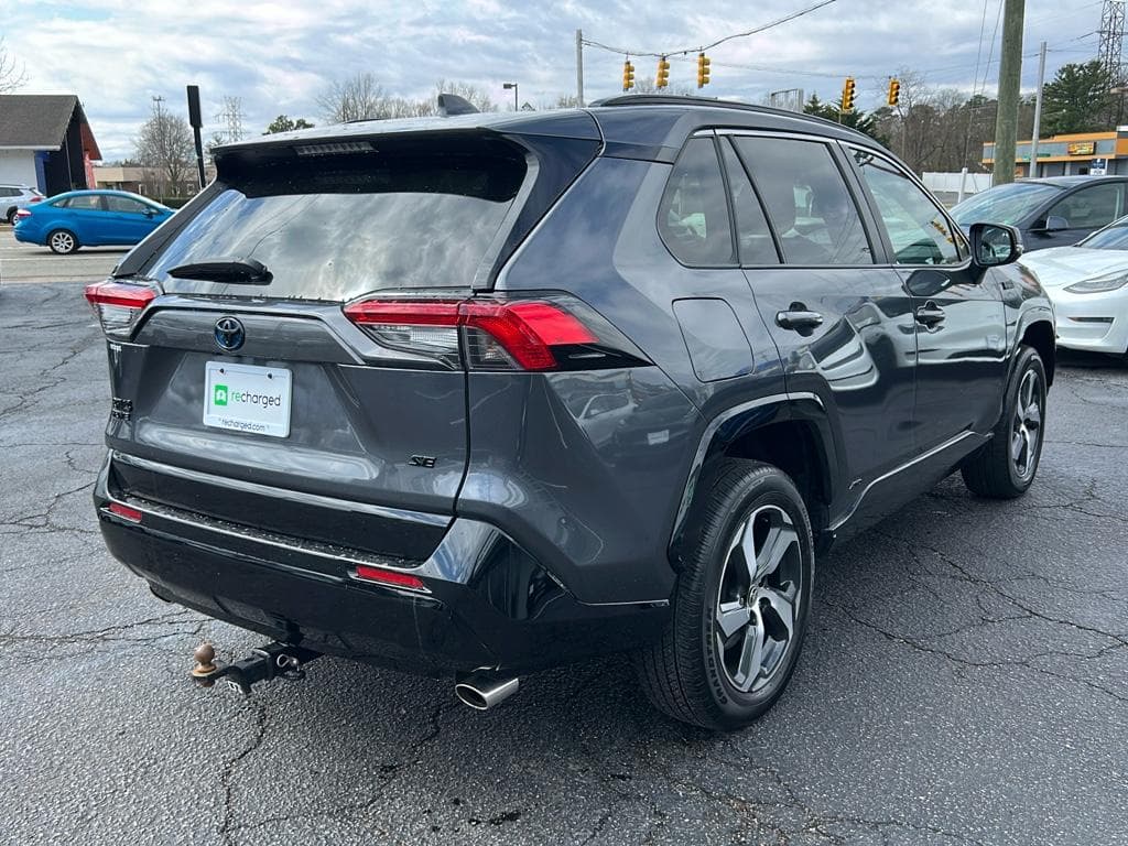2021 Toyota RAV4 Prime view 3