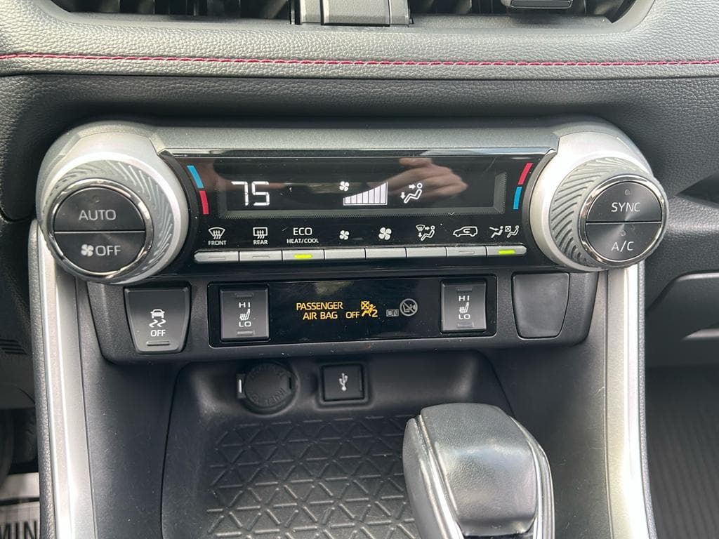 2021 Toyota RAV4 Prime view 12