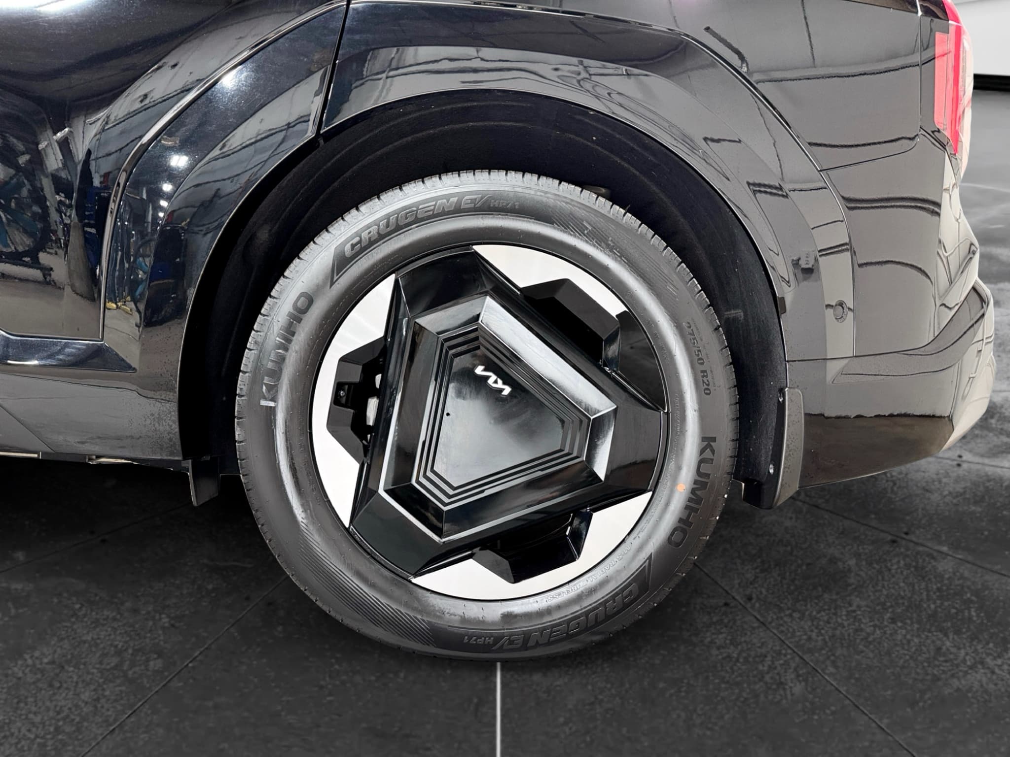 2024 Kia EV9 view 34