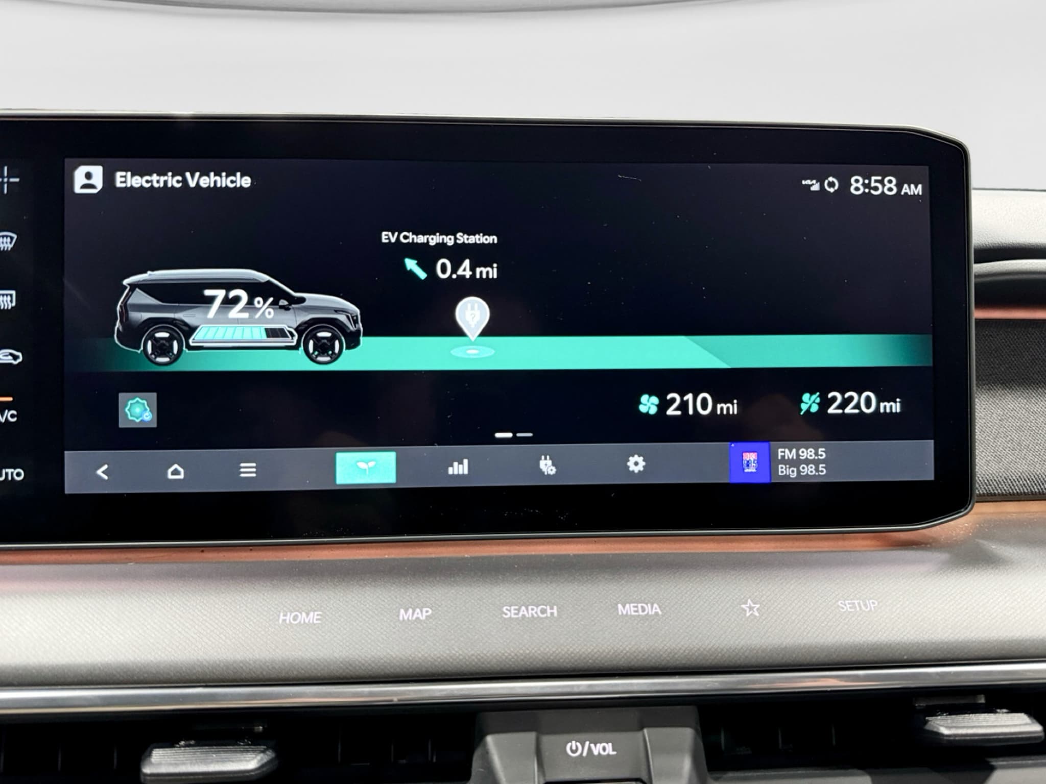 2024 Kia EV9 view 13