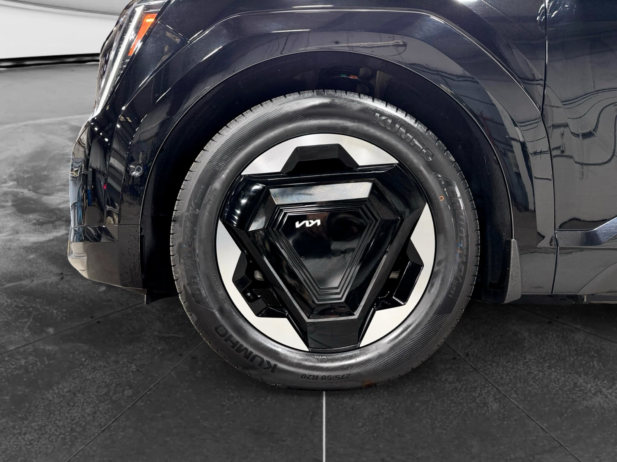 2024 Kia EV9 view 32