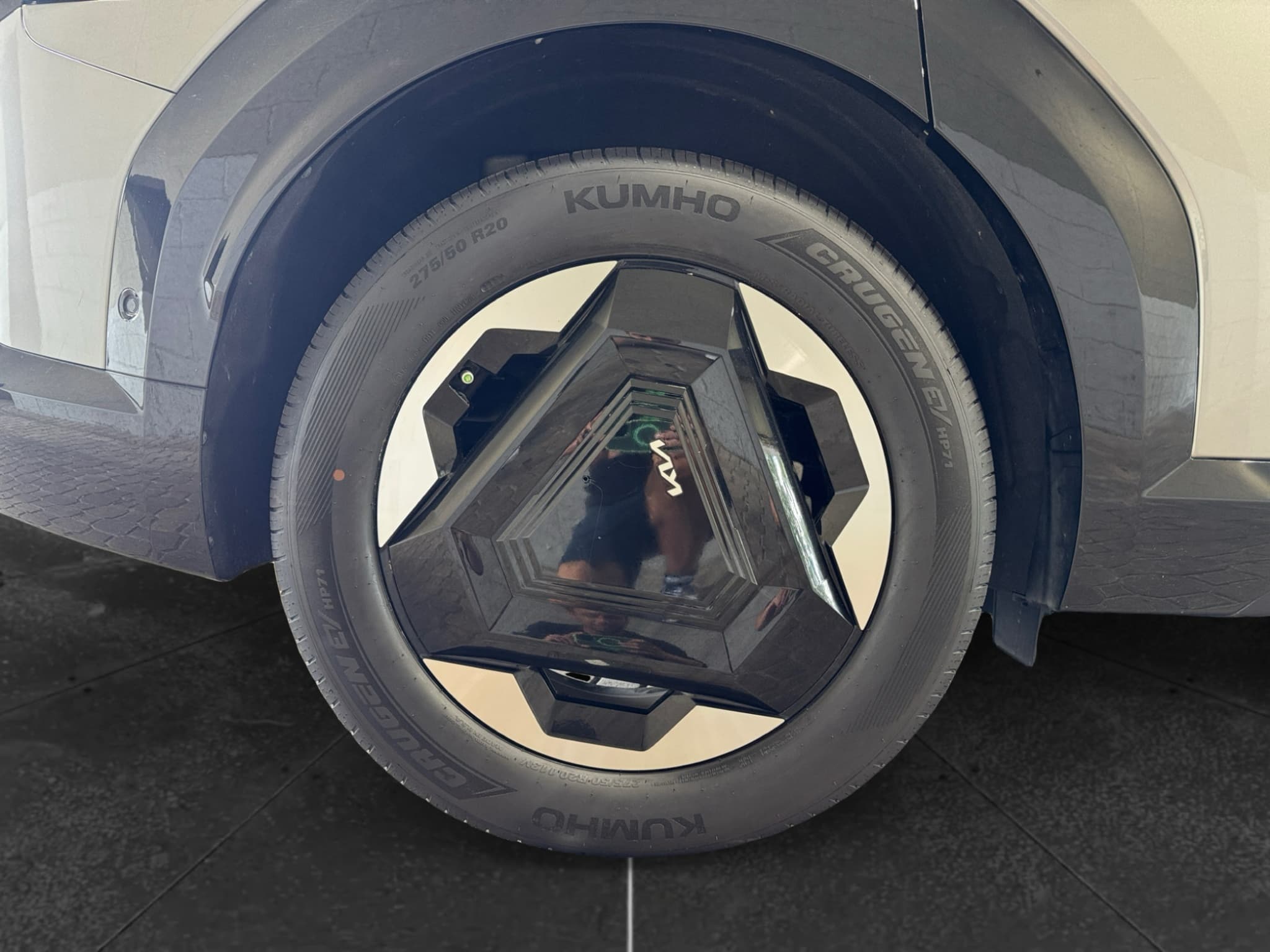 2024 Kia EV9 view 39