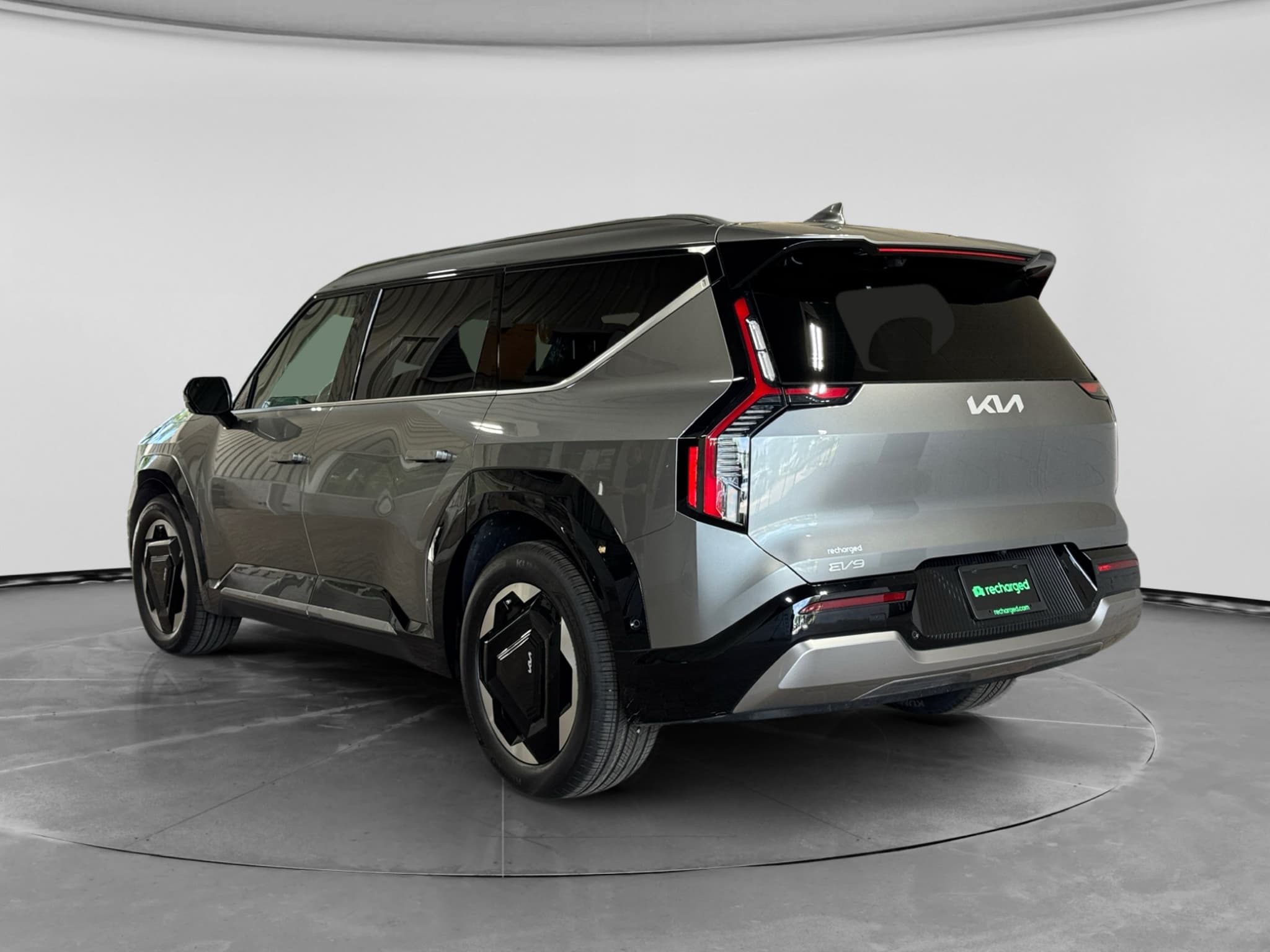 2024 Kia EV9 view 2
