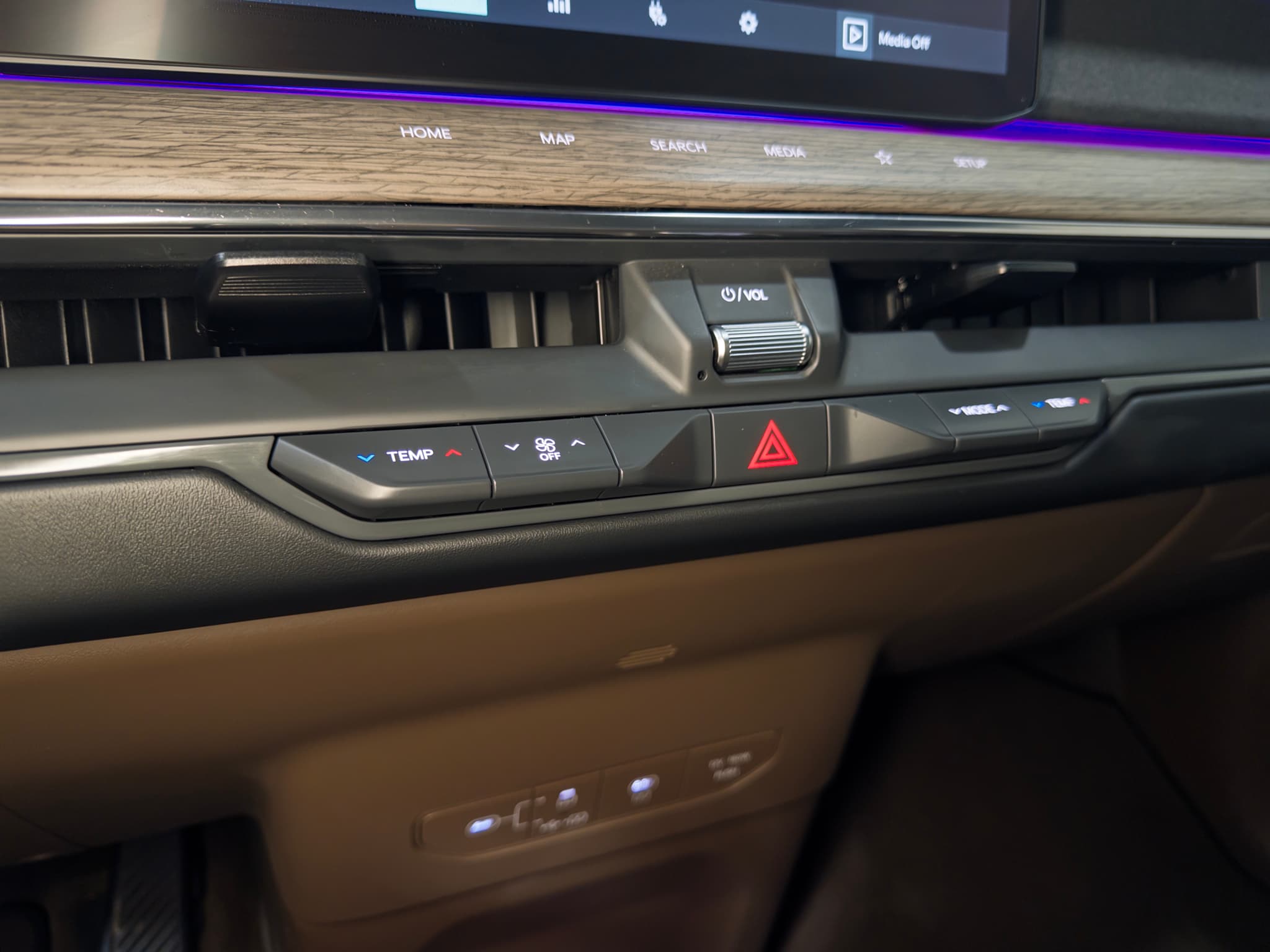 2024 Kia EV9 view 15