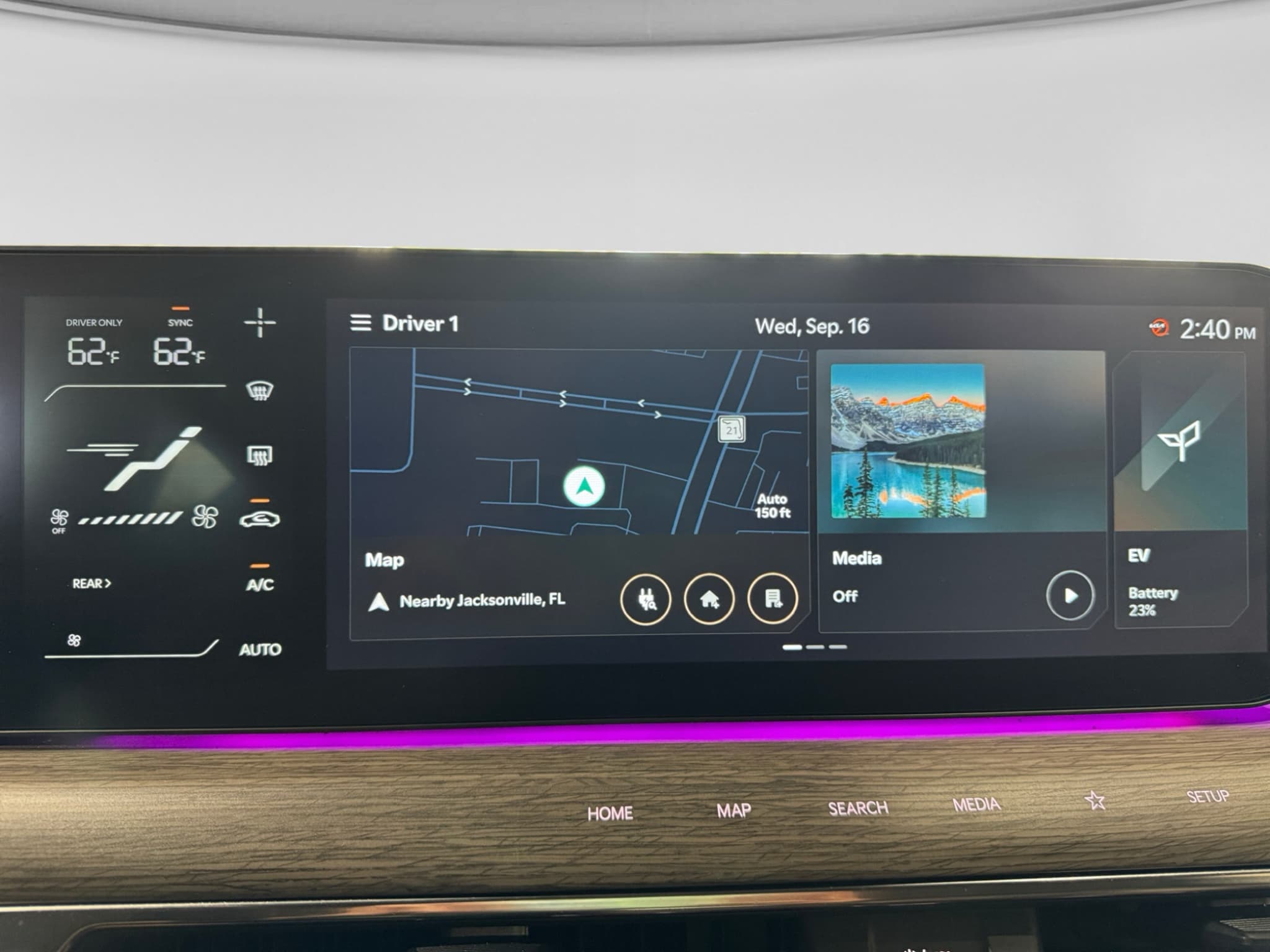 2024 Kia EV9 view 13