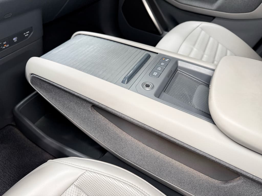 2024 Kia EV9 view 20