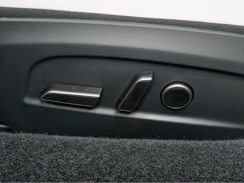 2025 Tesla Model 3 view 6