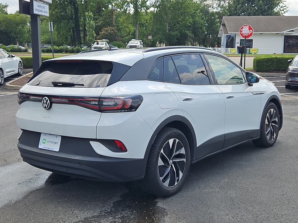 2021 Volkswagen ID.4 view 3