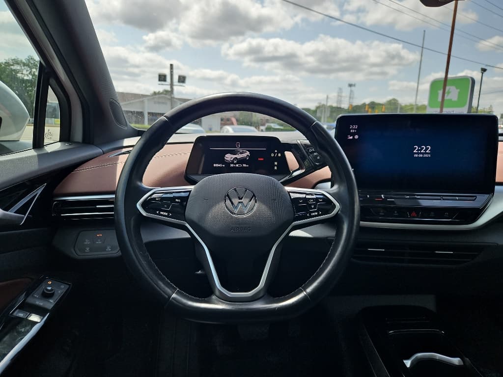 2021 Volkswagen ID.4 view 8