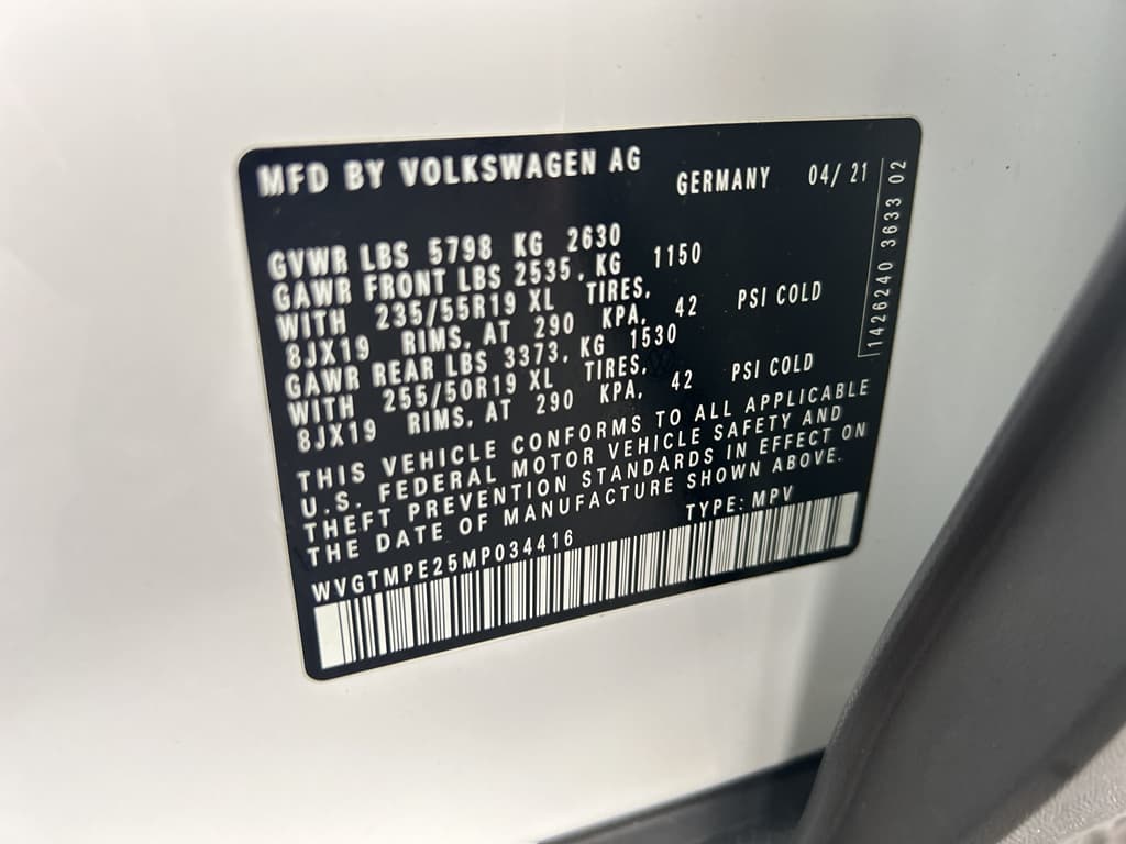 2021 Volkswagen ID.4 view 21