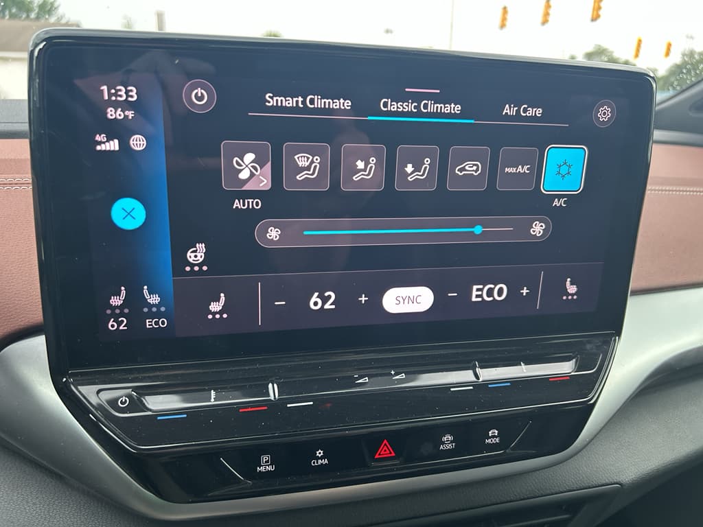 2021 Volkswagen ID.4 view 12