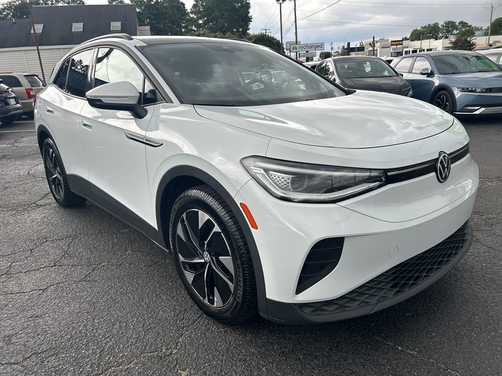2021 Volkswagen ID.4 view 4