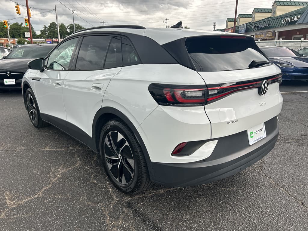 2021 Volkswagen ID.4 view 2