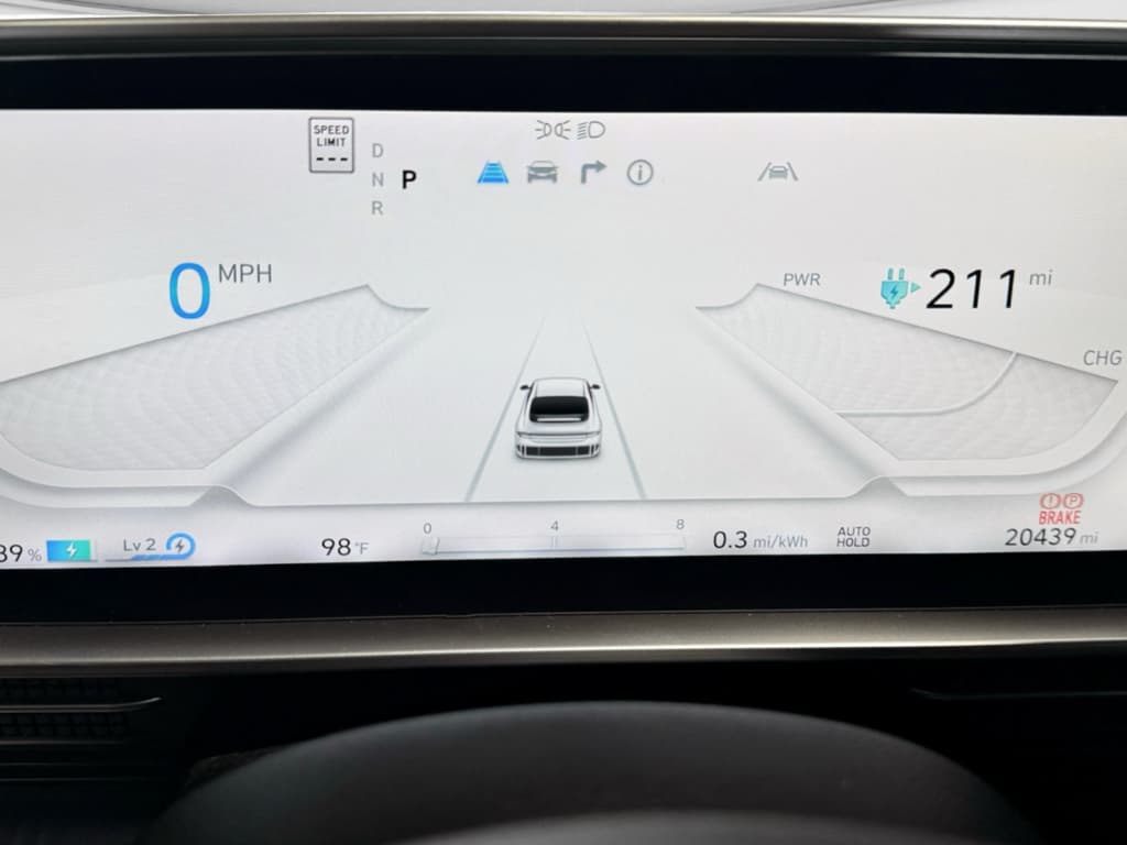 2023 Hyundai IONIQ 6 view 8