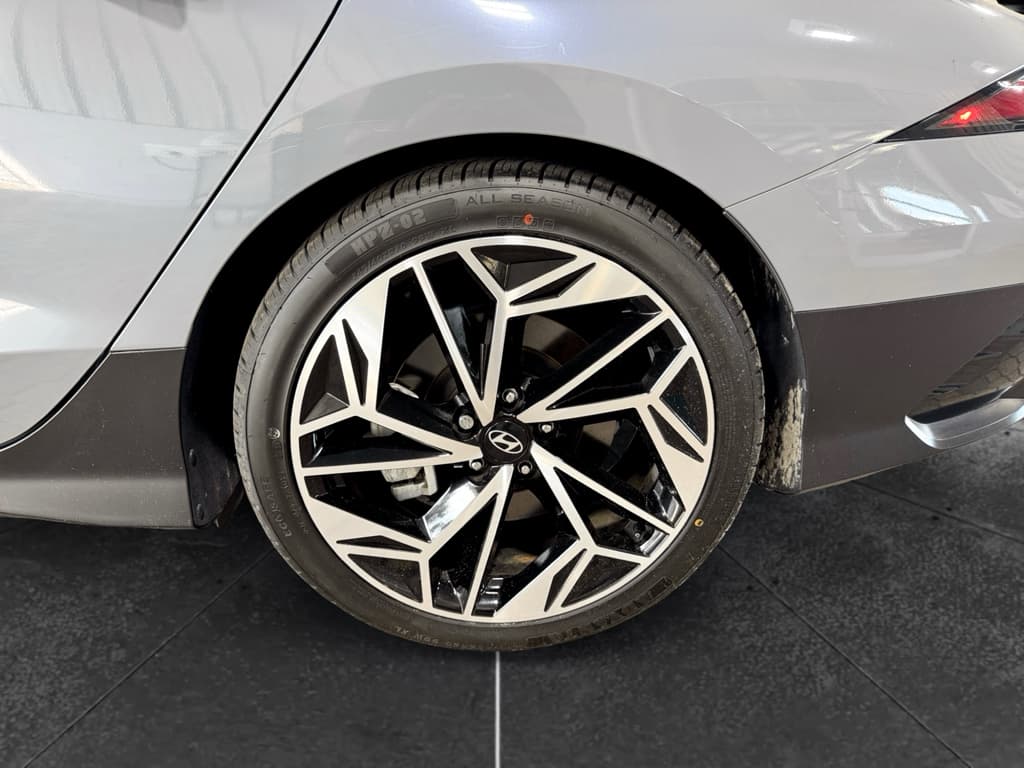 2023 Hyundai IONIQ 6 view 31