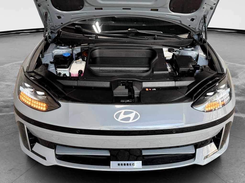 2023 Hyundai IONIQ 6 view 23
