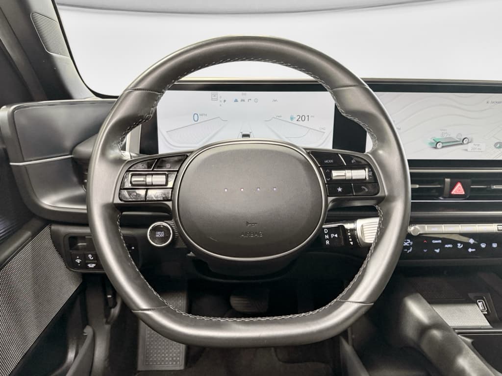 2023 Hyundai IONIQ 6 view 7