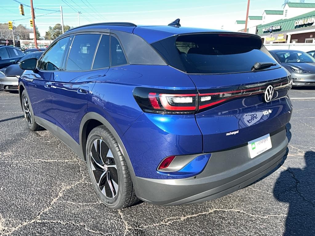 2021 Volkswagen ID.4 view 2