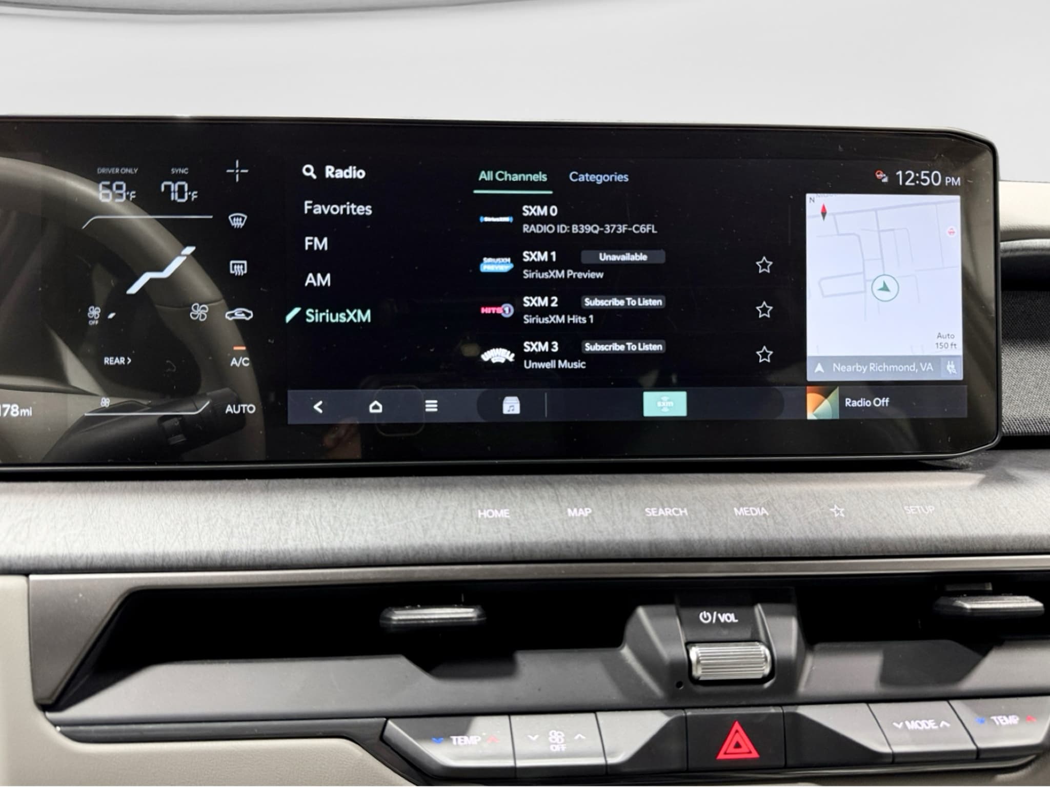 2024 Kia EV9 view 11