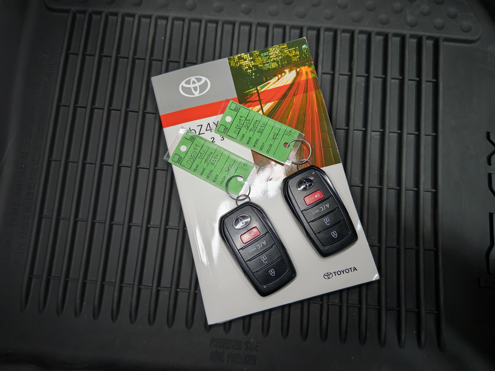 2023 Toyota bZ4X view 20