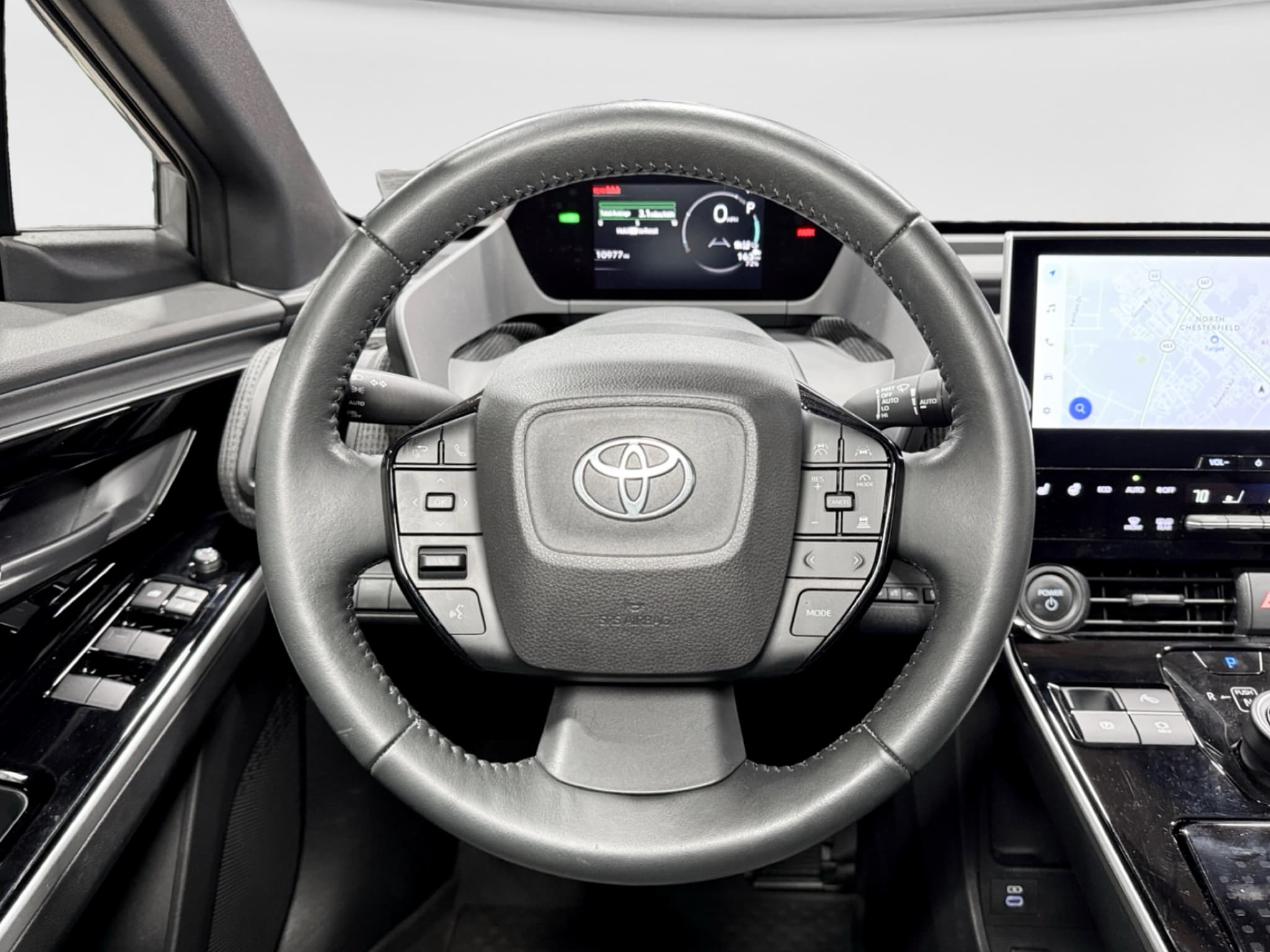 2023 Toyota bZ4X view 8