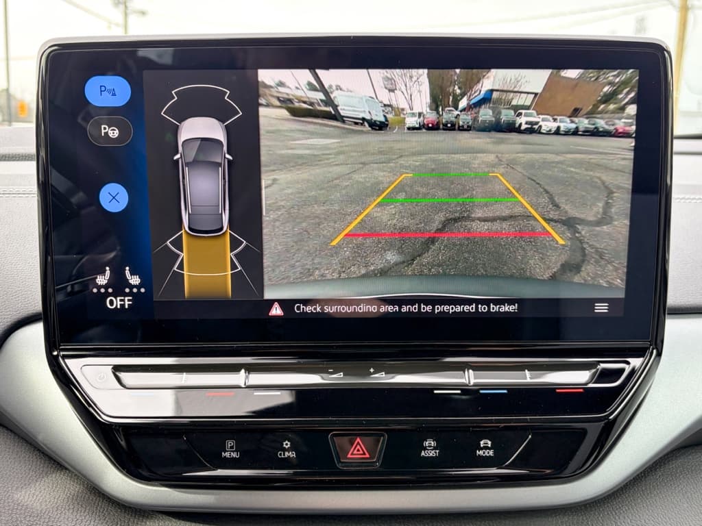 2023 Volkswagen ID.4 view 15