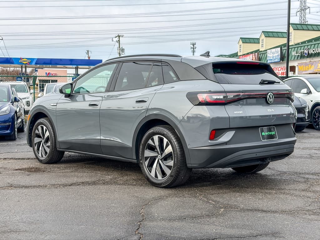 2023 Volkswagen ID.4 view 2