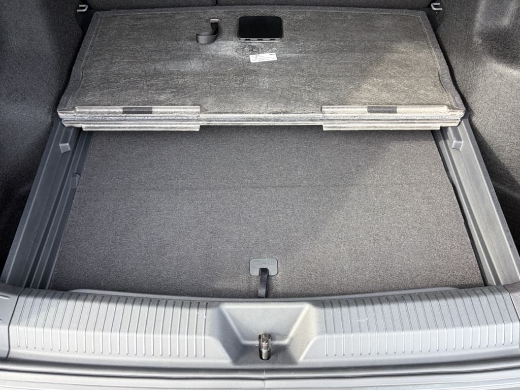 2023 Volkswagen ID.4 view 27