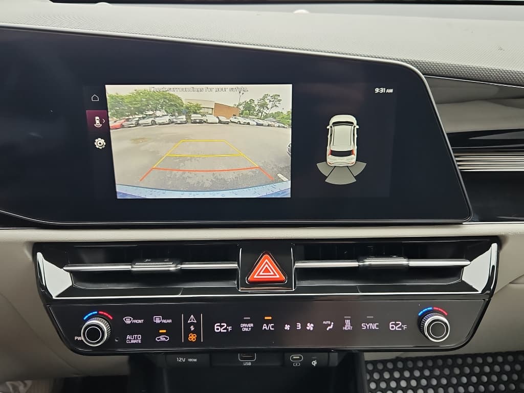 2023 Kia Niro EV view 16