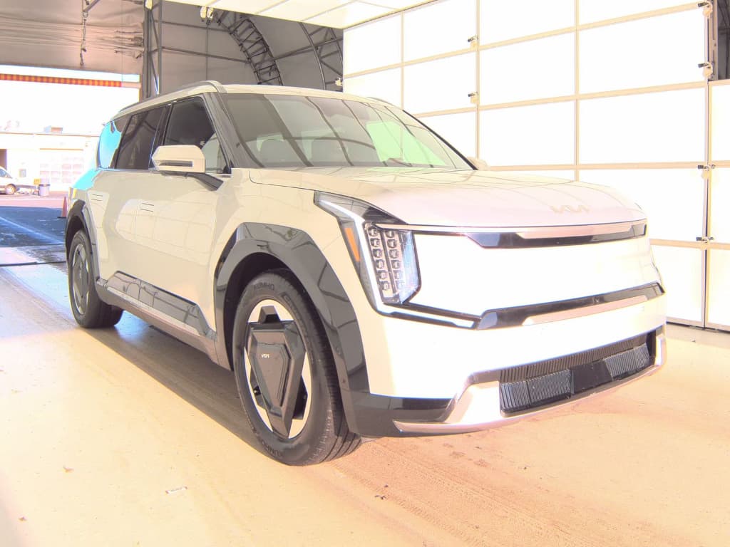 2024 Kia EV9 view 2