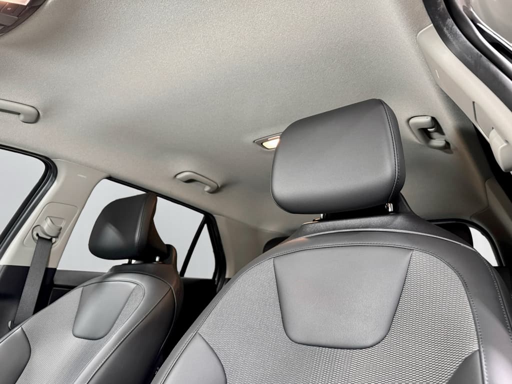 2023 Kia Niro EV view 25
