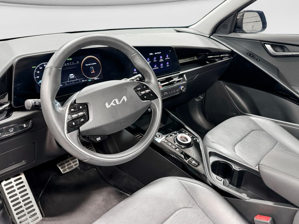 2023 Kia Niro EV view 19