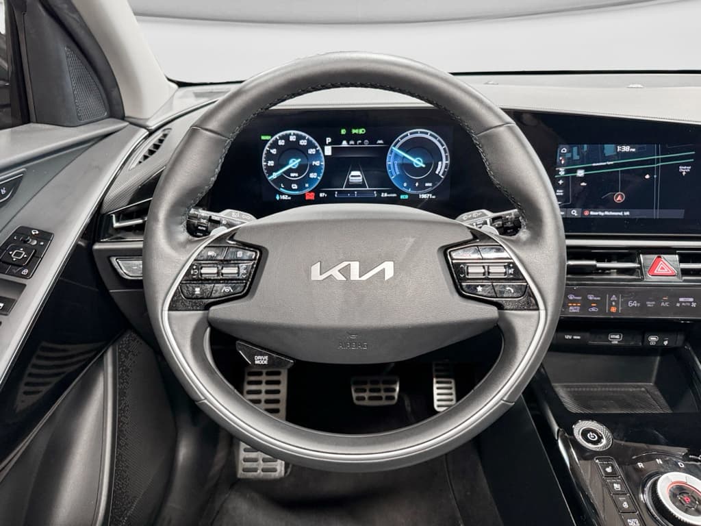 2023 Kia Niro EV view 9
