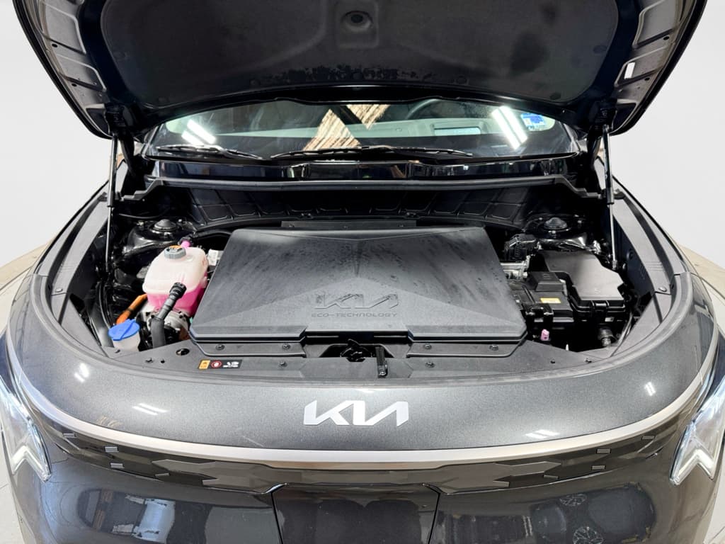 2023 Kia Niro EV view 26