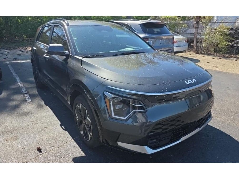 2023 Kia Niro EV view 2