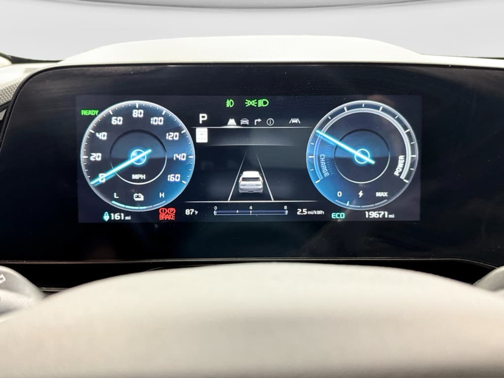 2023 Kia Niro EV view 10