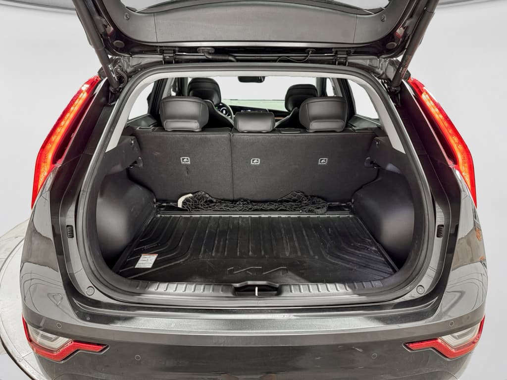 2023 Kia Niro EV view 28