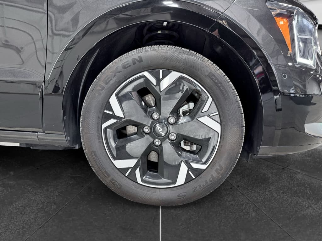 2023 Kia Niro EV view 36